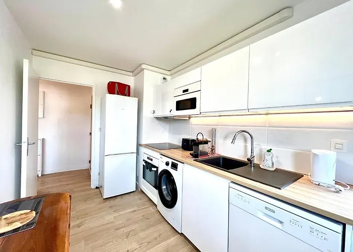 Apartmán T2 Parking/climatisation - Proche Halles Au Grain *