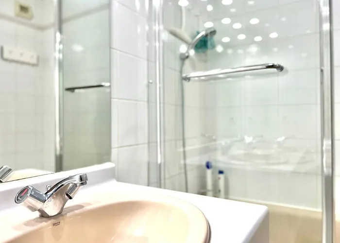 Apartmán T2 Parking/climatisation - Proche Halles Au Grain