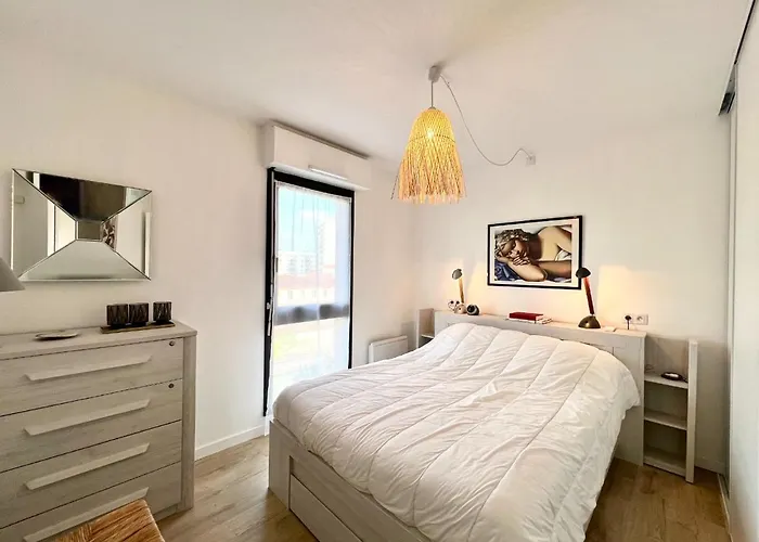 Apartmán T2 Parking/climatisation - Proche Halles Au Grain *